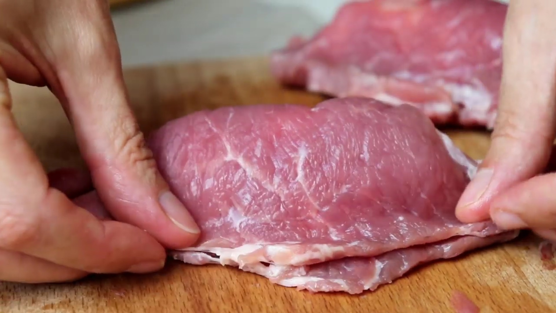 preparare involtini di carne